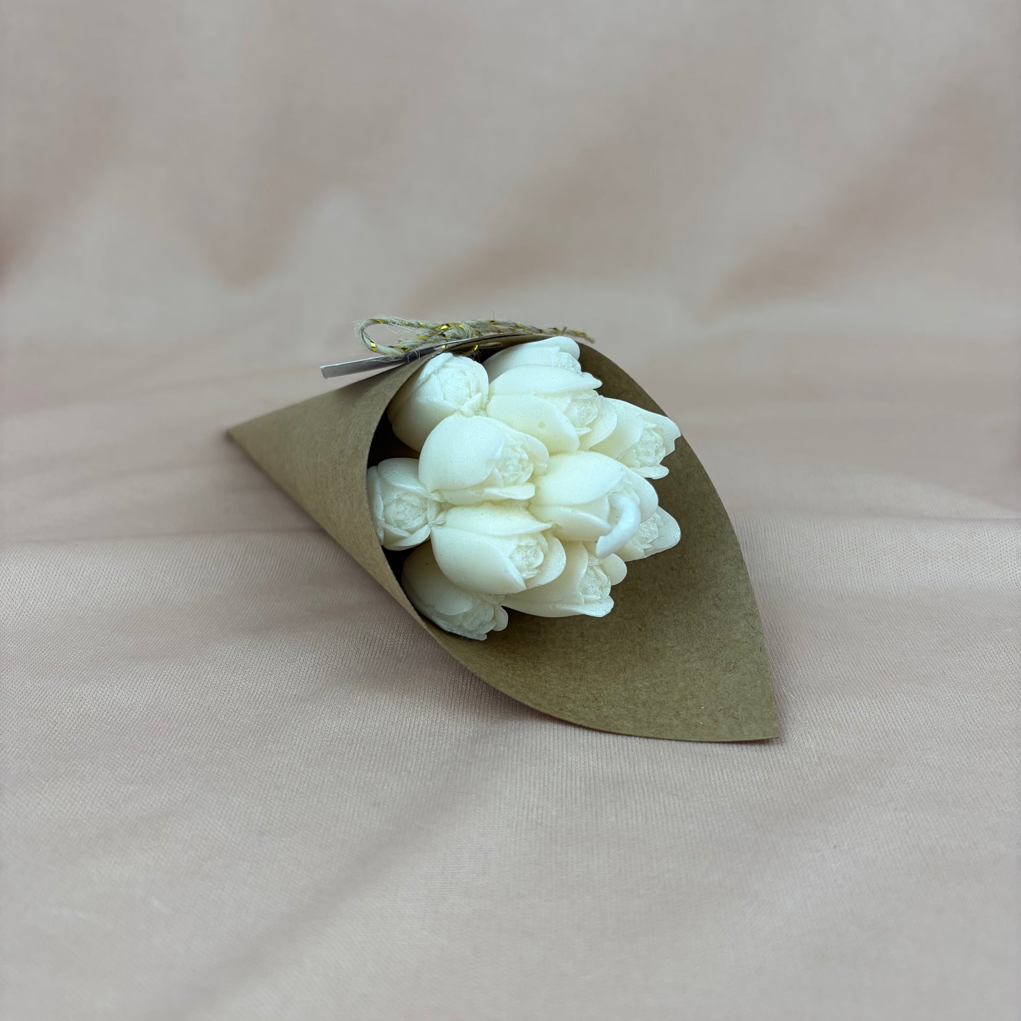 Vela Aromática Desmoldada Buquê de Tulipas 70 Gramas