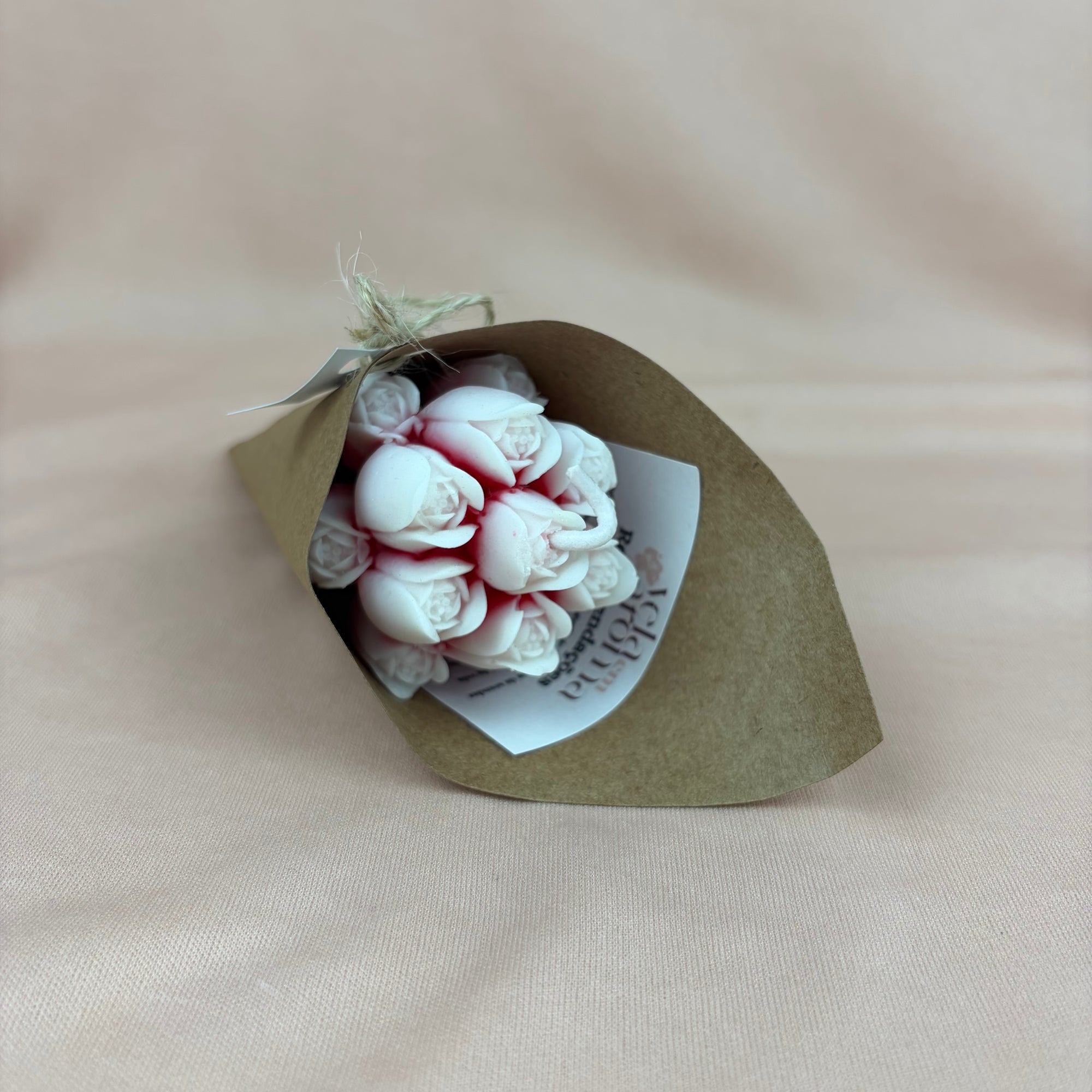 Vela Aromática Desmoldada Buquê de Tulipas 70 Gramas