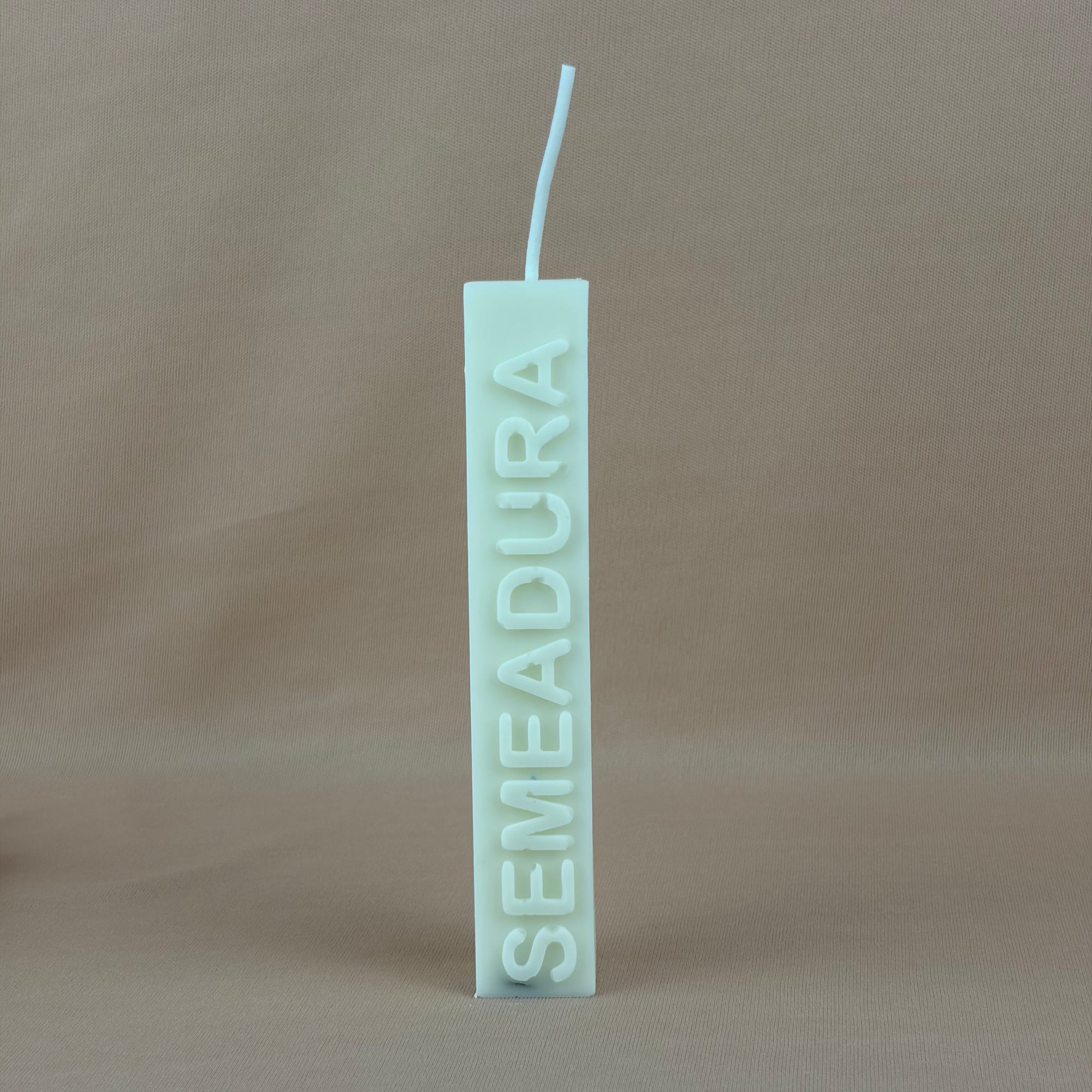 Vela Aromática com Palavra 70 Gramas