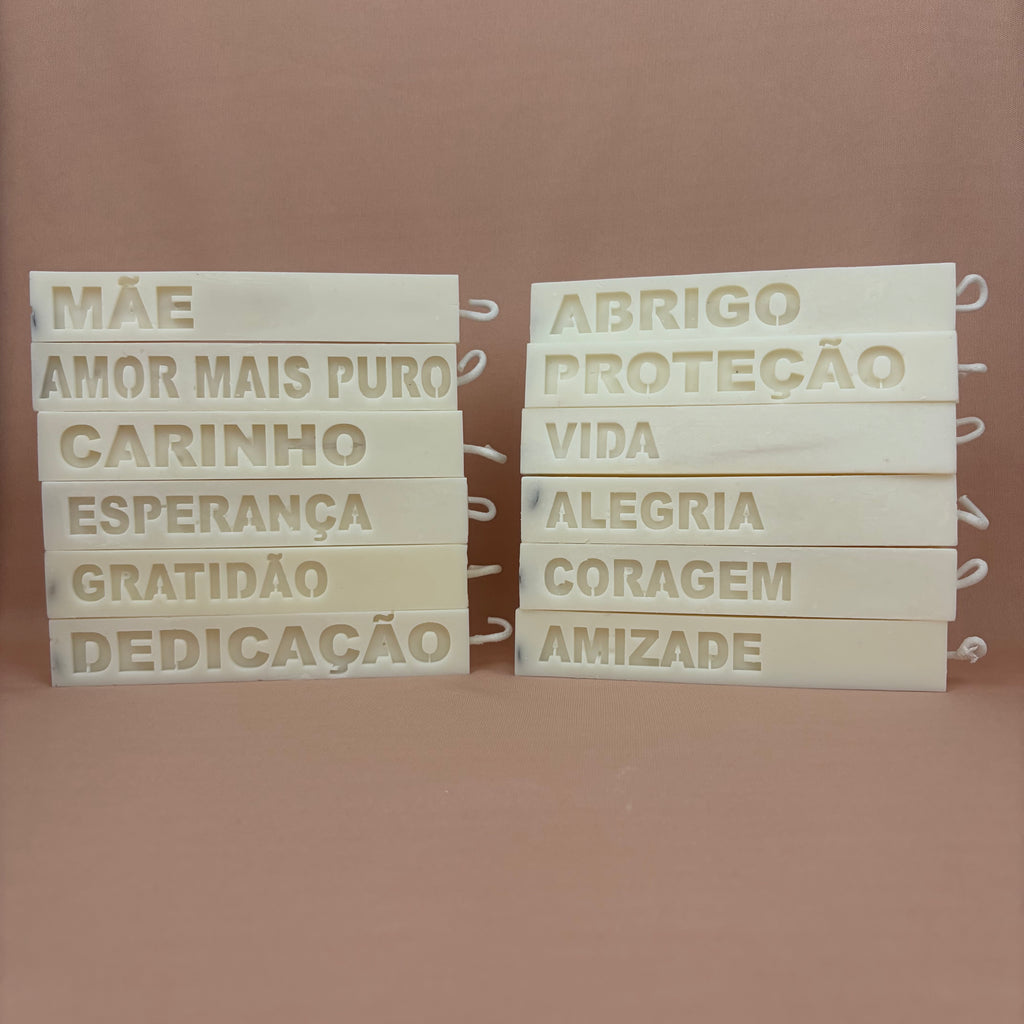 Vela Aromática com Palavra 70 Gramas