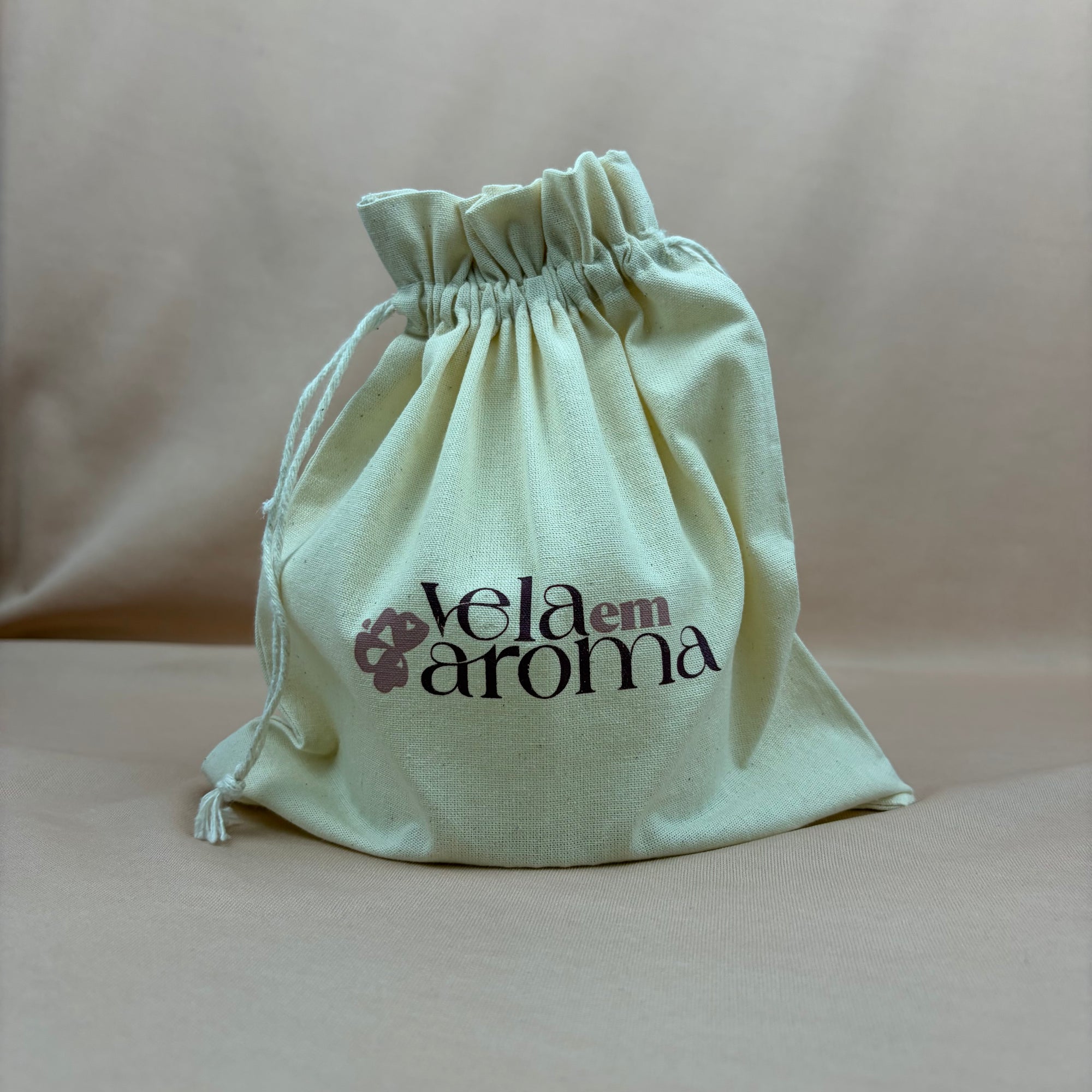 Vela Aromática em Bomboniere de Vidro 200 Gramas